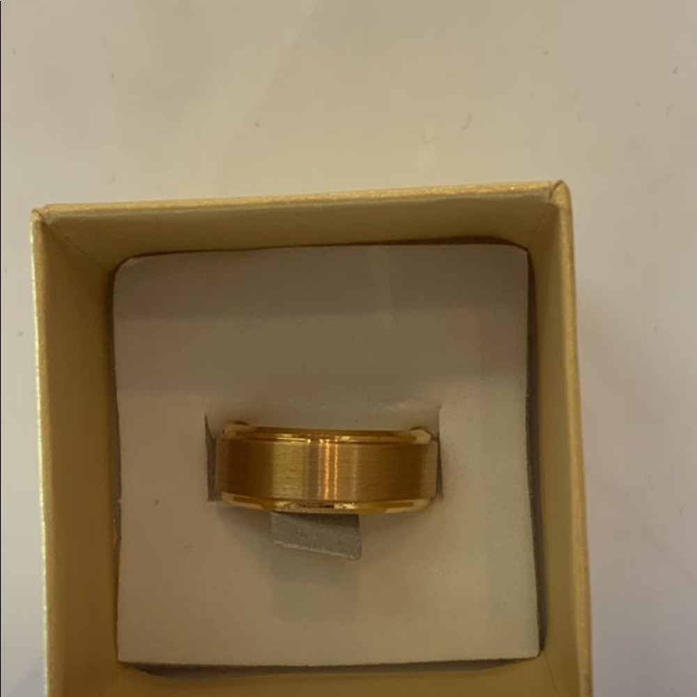 Jewelry - Picture 2 of 4
